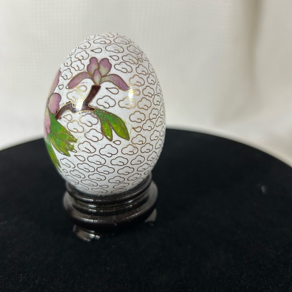 Vintage Cloisonné egg with floral theme - Picture 5 of 8